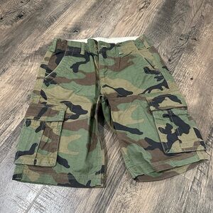 gap kids size 12 kids camo cargo shorts